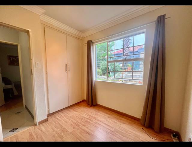 3 BEDROOM SIMPLEX FOR SALE IN LINMEYER